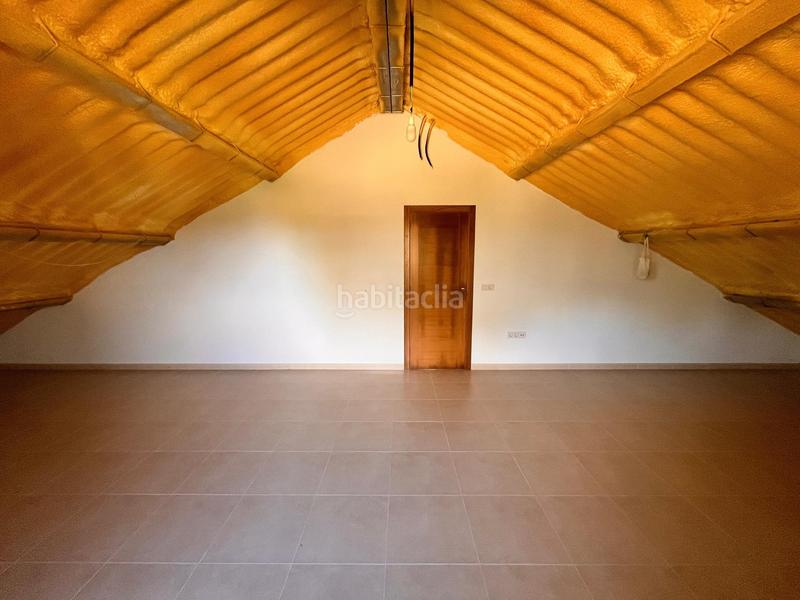 Foto f62ddada-54a4-4aa1-9616-5e6d92069362. Haus mit parking in Porto do Son