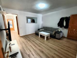 Etagenwohnung in Cirera