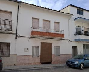 Casa adossada a Pobla del Duc (la)