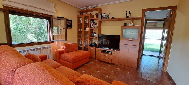 Foto a286a172-f128-4899-81eb-cf4af072675f. Maison avec chauffage parking dans Arganza