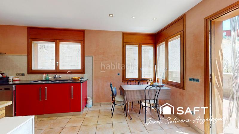 Foto a3b1396d-ffa1-49d1-b801-1c32bdad5441. Casa en residencial Begur-esclanyà Begur