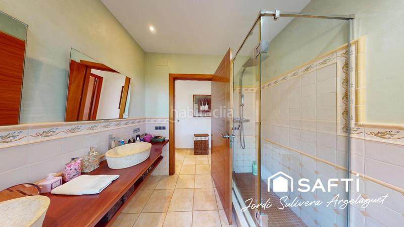 Foto d90ce8ab-ab2a-4092-a519-49a009f81e22. Casa en residencial Begur-esclanyà Begur