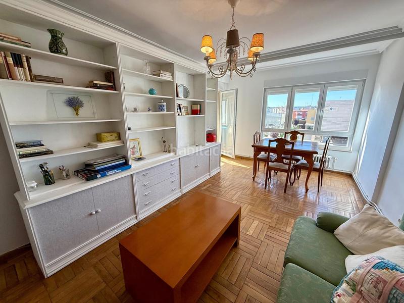 Foto 7613ec37-900c-40c4-98b6-ef4f3a567db0. Appartamento in Trobajo del camino