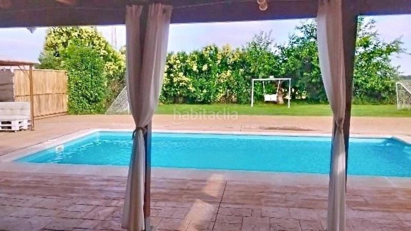 Foto 0ac437a8-19da-44a2-81db-43df7a77b9ba. Casa amb aparcament piscina a Las Vaguadas Badajoz