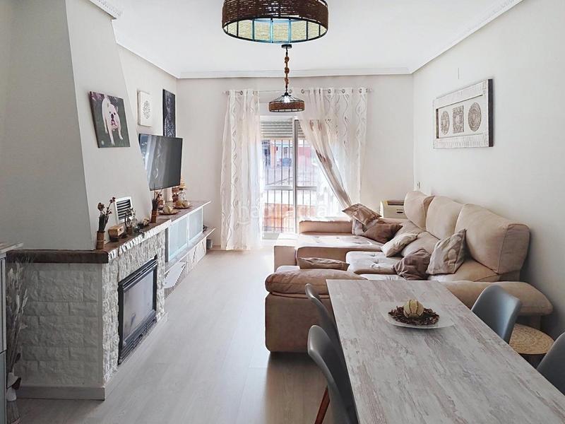 Foto 165bfa33-0b39-42a4-8cd0-af6c0276be1c. Casa amb aparcament piscina a Las Vaguadas Badajoz