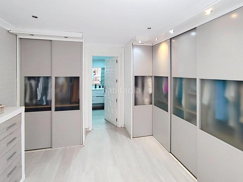 Foto 2f995e3e-aa69-4806-b0d5-0b6c1f4a430e. House with parking pool in Las Vaguadas Badajoz