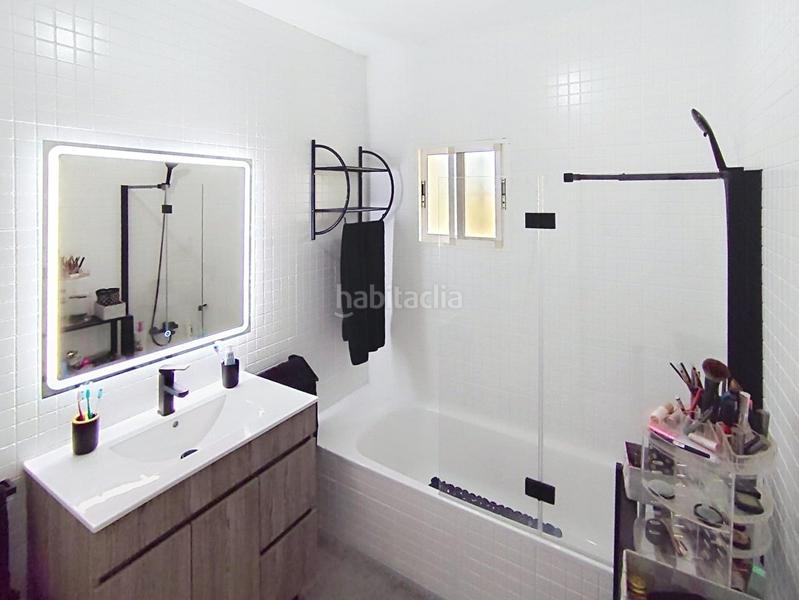 Foto 5a94b287-2f41-4bf3-8114-67accedddc4b. House with parking pool in Las Vaguadas Badajoz