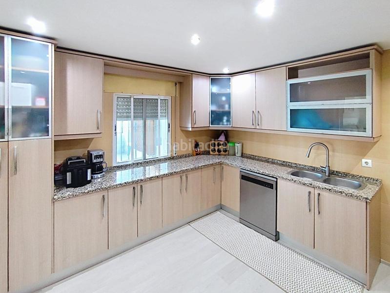 Foto 77229756-9061-4461-a276-c88d3211eebc. House with parking pool in Las Vaguadas Badajoz