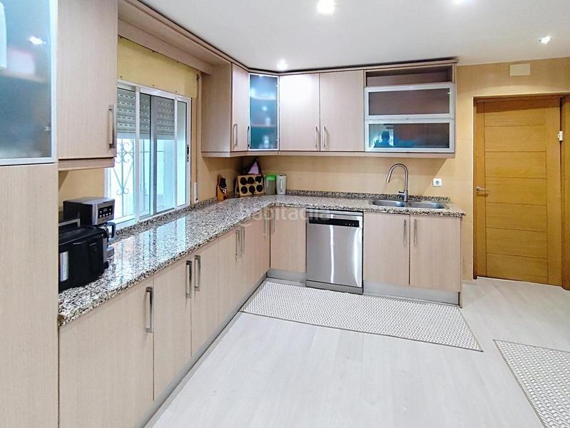 Foto 778750d4-4b98-4aac-ab95-3a1470534db3. House with parking pool in Las Vaguadas Badajoz