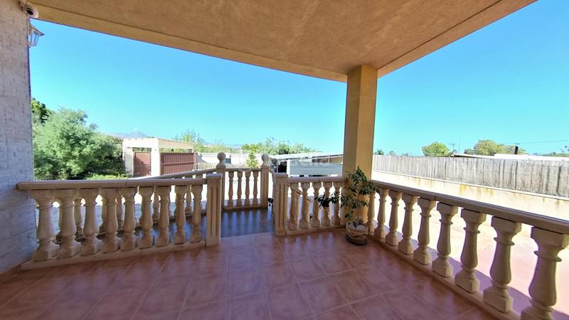 Foto 2714e94b-9457-4abc-8087-122dc2dc4691. House with parking pool in Cañada del Fenollar Alicante