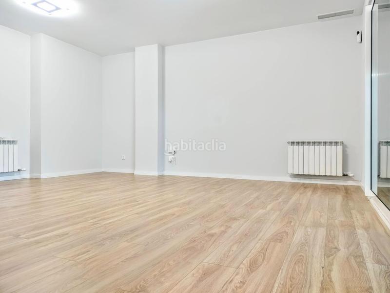 Foto e96dae52-3f89-40bb-b6b3-e0793ffd790f. Rent flat with heating parking pool in Havana Mataró