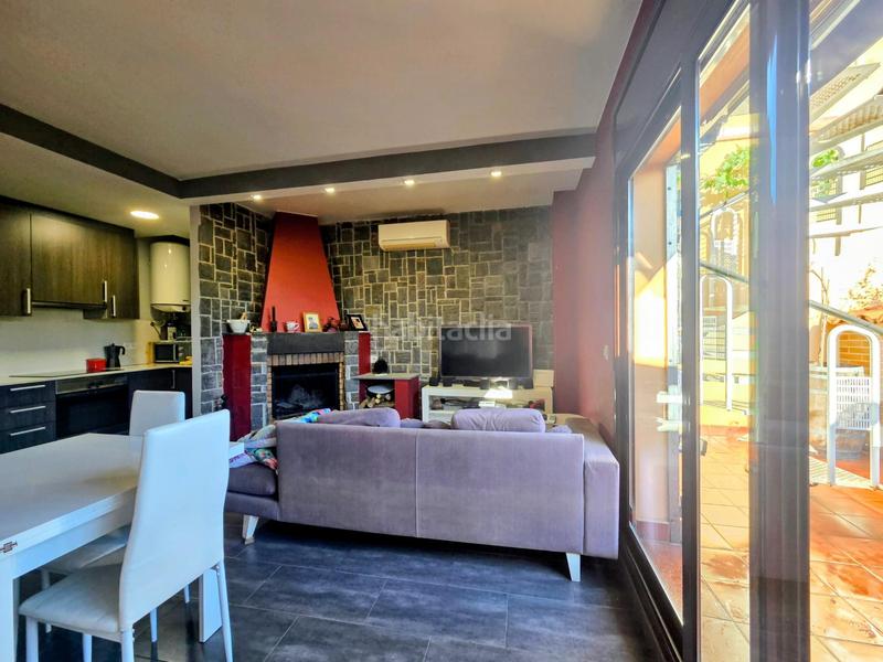 Foto d155f65e-91d0-4d78-85ca-61ff54d2f89f. Zweistöckige wohnung mit heizung in residencial Blanes - vistamar Blanes