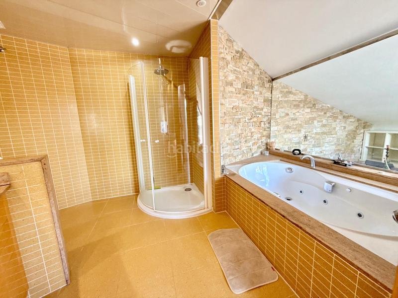 Foto 5b6e2398-014a-4932-9edb-1055cc85660d. Duplex avec chauffage piscine dans Fenals Lloret de Mar