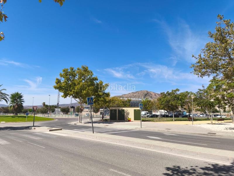 Foto 897e319b-56d8-425e-b4fd-39fd7881d5ba. Appartamento con parcheggio in Las Trescientas-San Francisco-Ciudad Vergel Elda