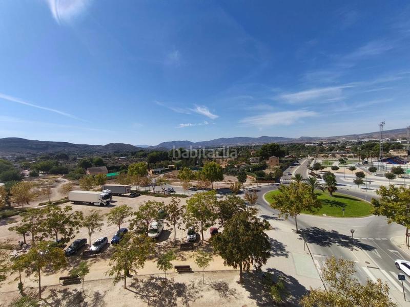 Foto 8ce67280-bf6c-43ea-9ce7-78ff675a9f28. Appartement avec parking dans Las Trescientas-San Francisco-Ciudad Vergel Elda