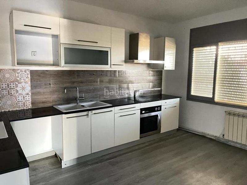 Foto b9104f82-ecbe-41c3-be1e-d61af29668ed. Casa con riscaldamento parcheggio in Masquefa