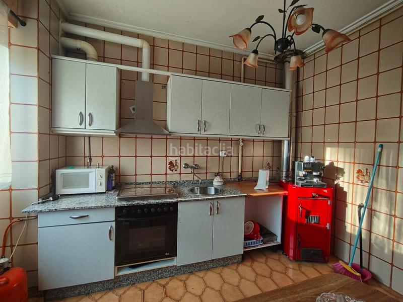 Foto b734e1a8-666b-4c36-b0c9-4d9e126a8973. Appartement avec chauffage dans Cacabelos