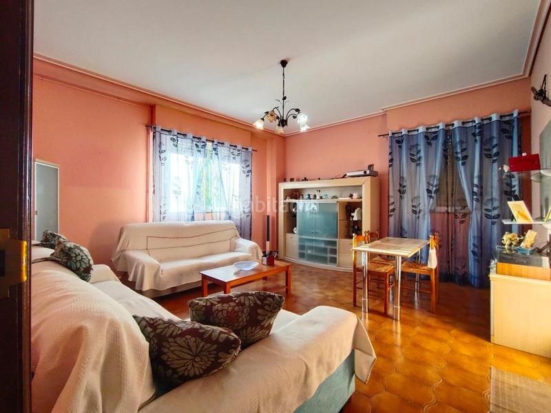 Foto 1a684d58-fde7-4598-86a7-4702162c874e. Etagenwohnung mit heizung in Cacabelos