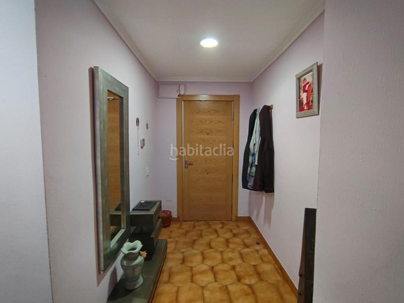 Foto c04bc7bc-01ed-4384-8e22-96c92964d06a. Etagenwohnung mit heizung in Cacabelos