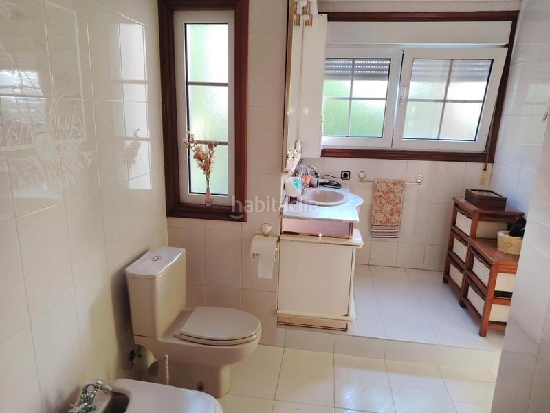 Foto 427f1b8d-e8fb-42e1-b70f-3974b7595baf. Casa con parcheggio piscina in Teis Vigo