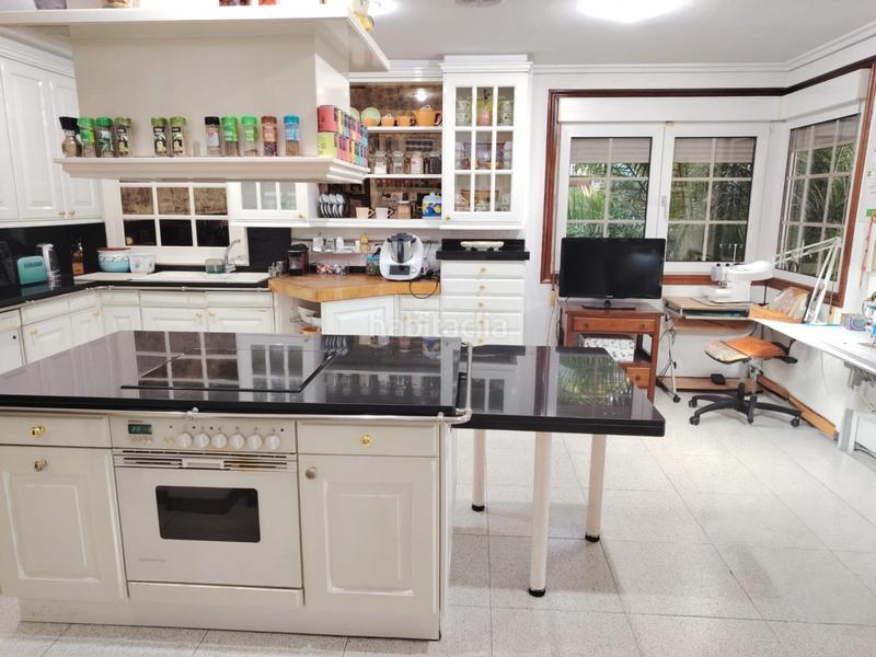 Foto 4d9978de-79d7-49a5-a74f-953e0d6e6c93. Casa con parcheggio piscina in Teis Vigo