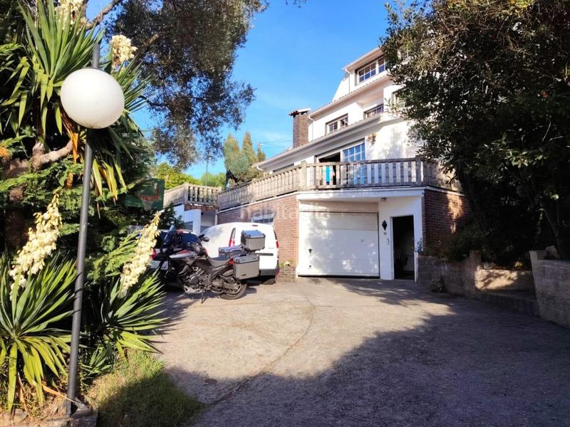 Foto 2356fe78-4c3c-4e93-8d68-5e2a98cb74c0. Maison avec parking piscine dans Teis Vigo