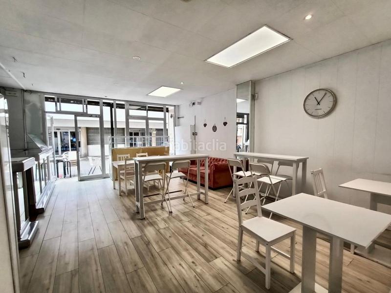 Foto c54600db-6698-4328-b612-378152e7ab70. Locale commerciale in Centre Pineda de Mar