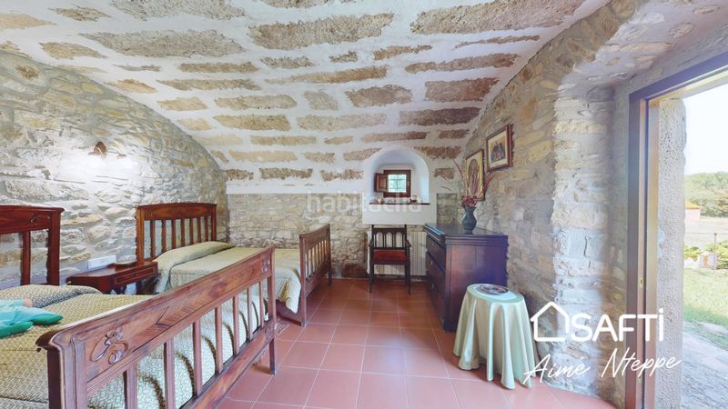 Foto af9b26be-faa8-4d69-a38b-996404d3e080. Masia amb calefacció aparcament piscina a Palol de Revardit