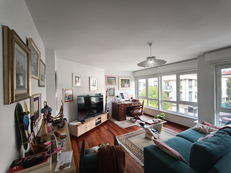 Foto 885490fe-45ad-465b-90bc-47c054d2e117. Duplex avec chauffage parking dans Bertamirans Ames