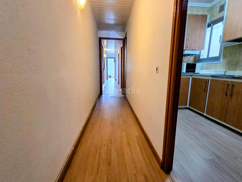 Foto f711808b-b0b0-4a3e-a361-de6e43428aad. Etagenwohnung mit heizung in residencial Blanes - vistamar Blanes