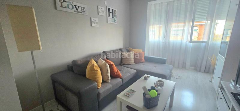 Foto c635c01f-0efc-4805-9259-854b388c91f4. Flat with heating in Palomeras Sureste Madrid