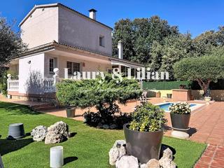 Casa a Avinyonet de Puigventós