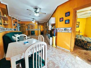 Etagenwohnung in Las Viñas