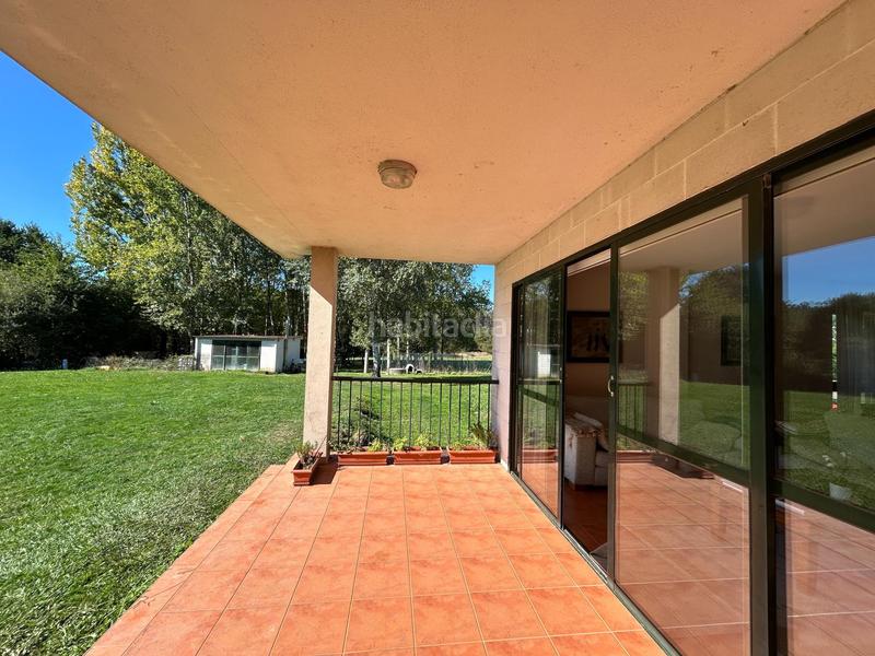 Foto 6b6be860-df85-4090-bbd0-2c5a1c31fec6. Casa amb aparcament a Bugallido Ames