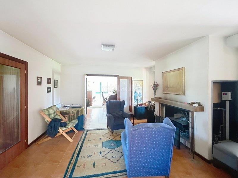 Foto 765220f8-8c66-422b-ba9c-9cafa89dd3cb. Casa amb aparcament a Bugallido Ames