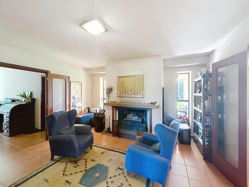 Foto 9bbe7dd7-1b10-4add-a33f-15535e58165f. Casa amb aparcament a Bugallido Ames