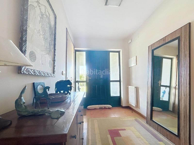 Foto bce3f668-50ac-4f99-aef9-d54bd1d849d4. Casa amb aparcament a Bugallido Ames