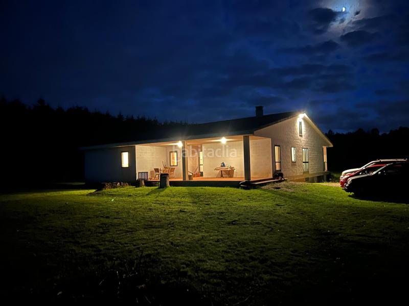 Foto d4641ff7-d5bb-45ce-9d16-b86d3771146b. Casa amb aparcament a Bugallido Ames