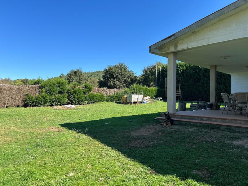 Foto f2d09c96-8682-4b52-8a96-abeee061ea85. Casa amb aparcament a Bugallido Ames