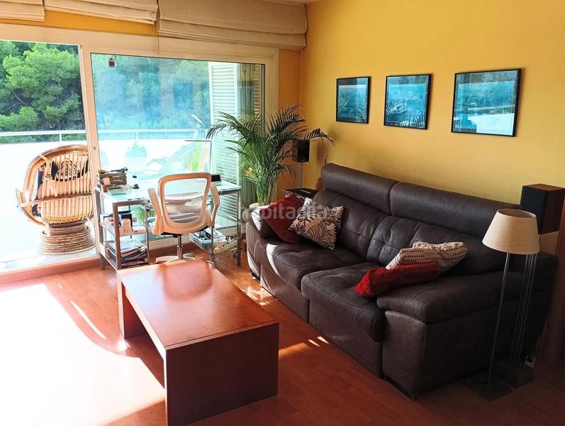 Foto e8f0590c-015f-43e5-9849-9cdcd2b8530f. Appartamento con riscaldamento parcheggio in Baixador Castelldefels