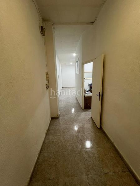 Foto f0a54b00-9f77-437d-91ee-f76a044331fa. Locale commerciale in Centre Blanes