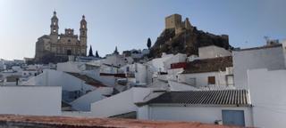 Casa adossada a Olvera