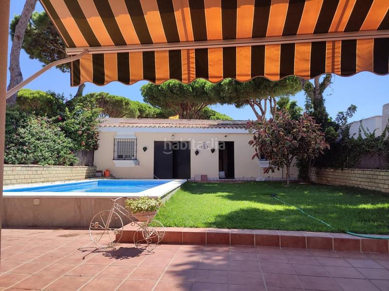 Foto f1ac9e04-b74a-4311-87b2-c8d32d67b2c8. Haus mit heizung parking in La Barrosa Chiclana de la Frontera