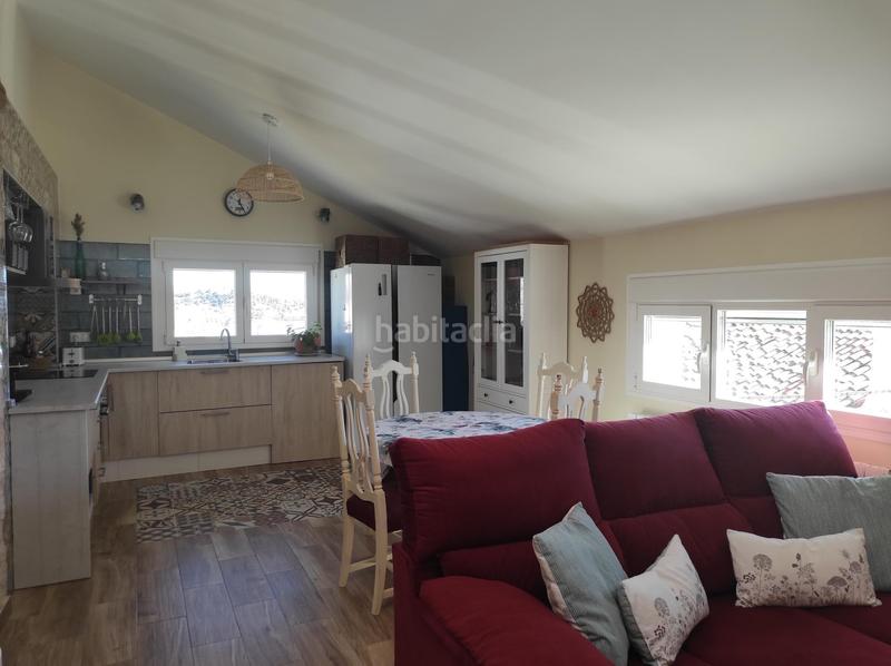 Foto 183682f3-be90-4908-9b2d-a25d797f8b9e. Casa aparellada a Santiago - Pontones