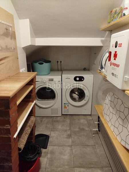 Foto 4e70d623-8b45-42f2-bd4c-6f1aa94971f8. Casa bifamiliare in Santiago - Pontones