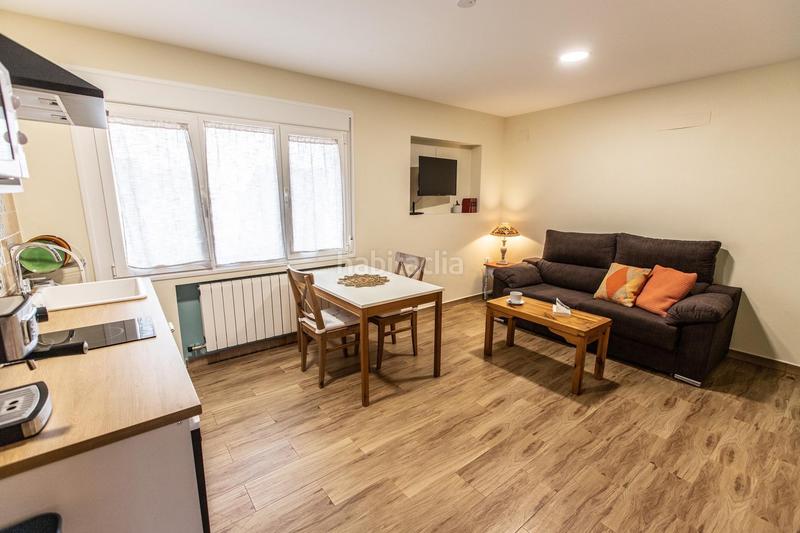 Foto 6634628c-aca7-4813-abc1-11cef4c1dcc0. Casa bifamiliare in Santiago - Pontones