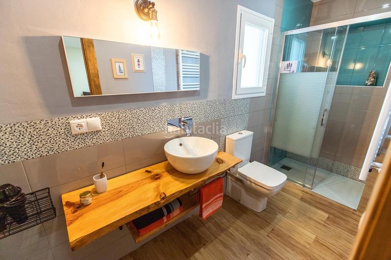 Foto 8384b3bd-1de8-4674-bfb1-da4ba6f74048. Towny house in Santiago - Pontones