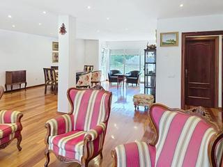 House in Alfinach - Monasterios