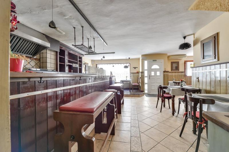 Foto 10ab5f07-aea7-48e2-bbc6-4862f2e8346f. Casa adossada a Pueblo Calp