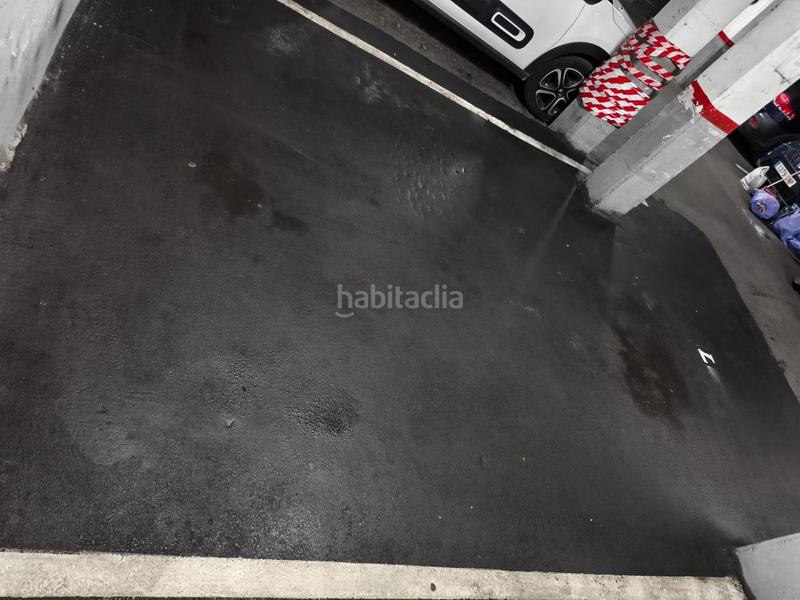 Foto a17ea50c-b088-4112-bd15-314f5809e974. Autoparkplatz in Montesa Esplugues de Llobregat